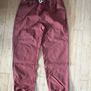 Nike ACG Men's Cargo Pants - Rust / Burnt Orange